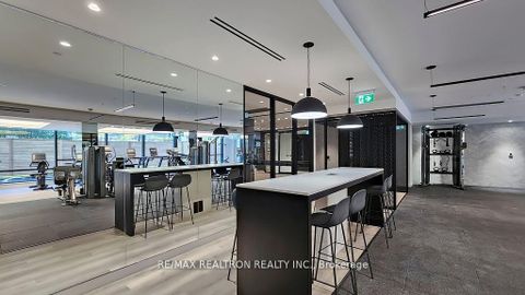 Photo 2 at 510 - 127 Broadway Avenue, Mount Pleasant West, Toronto