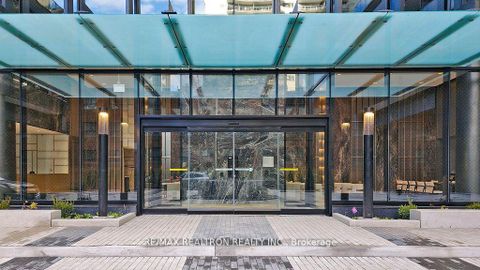 Photo 7 at 510 - 127 Broadway Avenue, Mount Pleasant West, Toronto