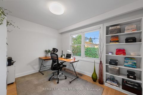 Photo 33 at 11 Artreeva Drive, Bathurst Manor, Toronto