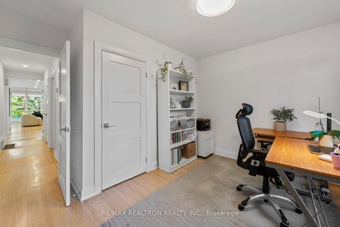 Photo 34 at 11 Artreeva Drive, Bathurst Manor, Toronto