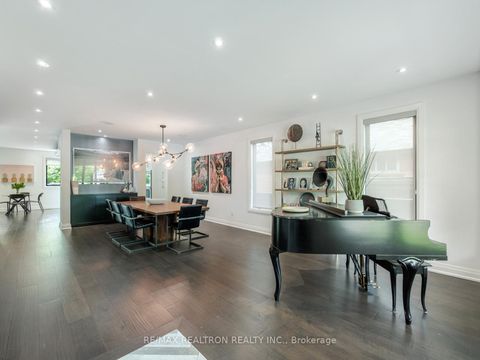 Photo 2 at 41 Invermay Avenue, Clanton Park, Toronto