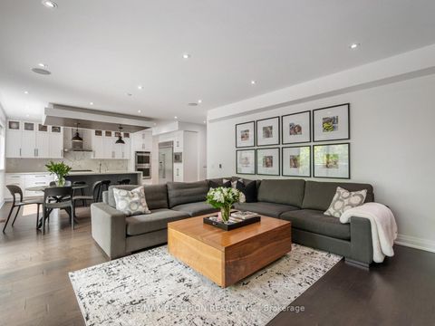 Photo 13 at 41 Invermay Avenue, Clanton Park, Toronto