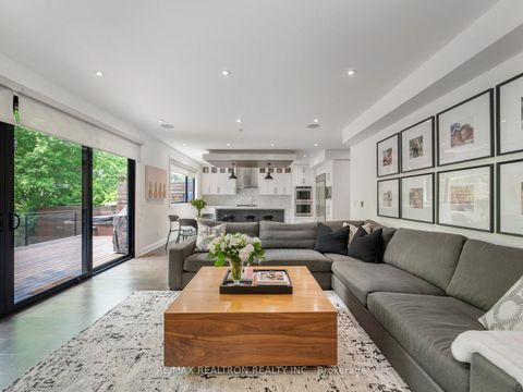 Photo 14 at 41 Invermay Avenue, Clanton Park, Toronto