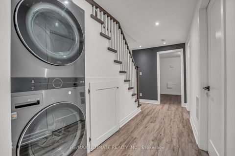 Photo 16 at 963 Lansdowne Avenue, Junction, Toronto