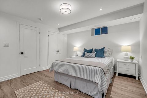 Photo 18 at 963 Lansdowne Avenue, Junction, Toronto