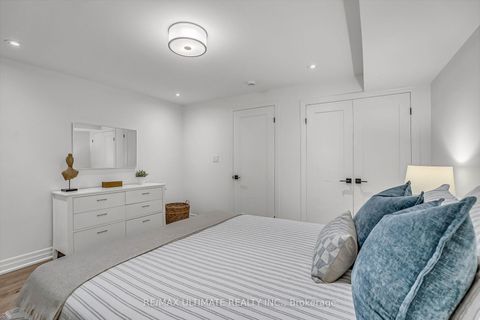 Photo 19 at 963 Lansdowne Avenue, Junction, Toronto