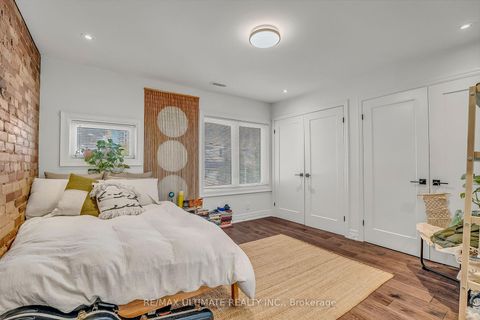 Photo 33 at 963 Lansdowne Avenue, Junction, Toronto