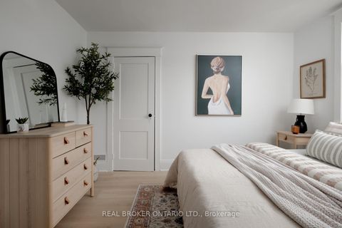 Photo 12 at 674 Milverton Boulevard, Danforth, Toronto