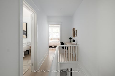 Photo 13 at 674 Milverton Boulevard, Danforth, Toronto