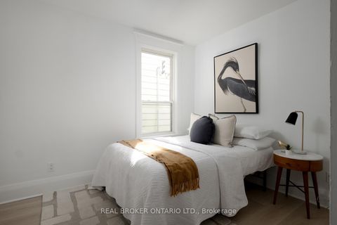 Photo 14 at 674 Milverton Boulevard, Danforth, Toronto