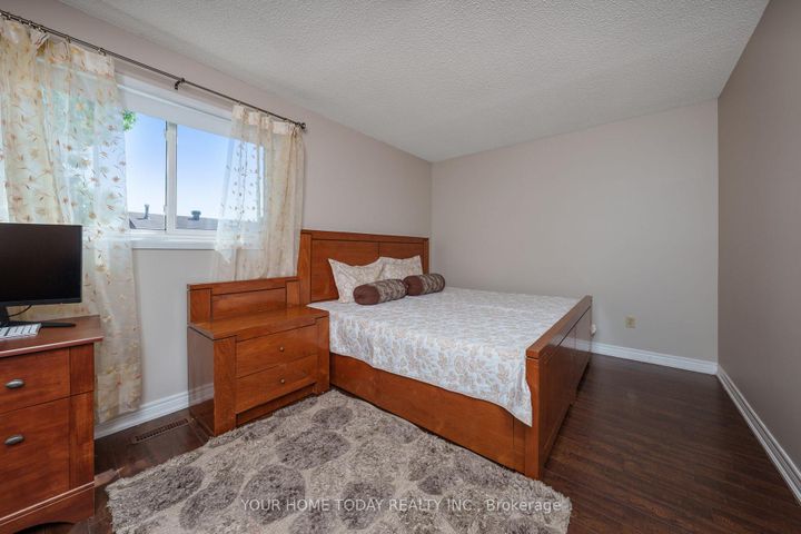 Photo 16 at 18 Alabaster Drive, Brampton North, Brampton