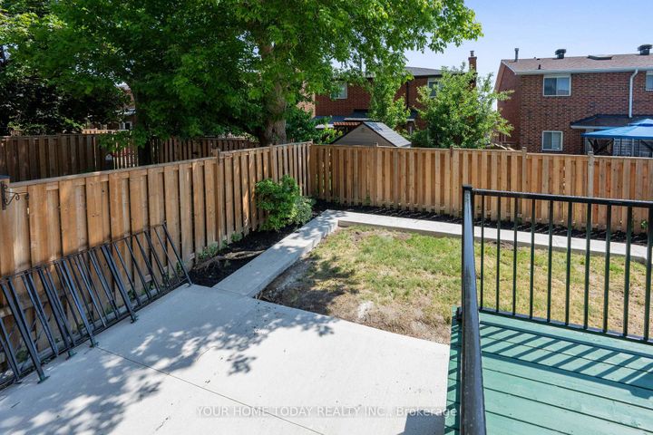 Photo 25 at 18 Alabaster Drive, Brampton North, Brampton