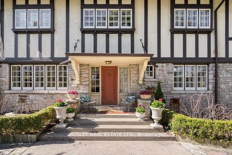 Photo 5 at 40 Castle Frank Crescent, Moore Park, Toronto
