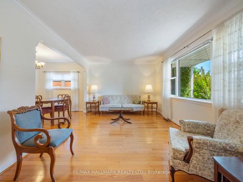 Photo 6 at 60 Greylawn Crescent, Maryvale, Toronto