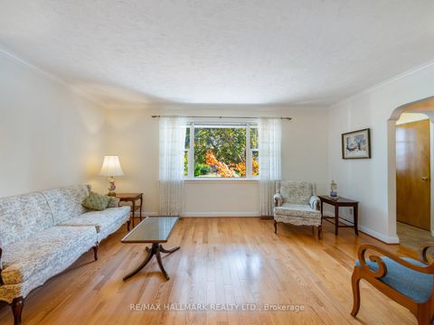 Photo 7 at 60 Greylawn Crescent, Maryvale, Toronto