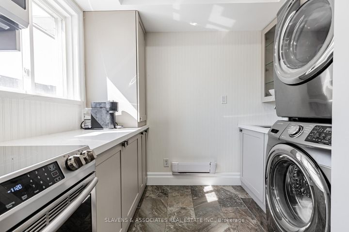 Photo 11 at 54 - 141 Clark Avenue, Thornhill, Markham