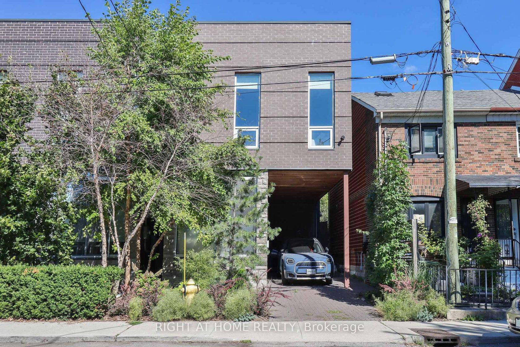 18 Mitchell Avenue, Bellwoods, Toronto 