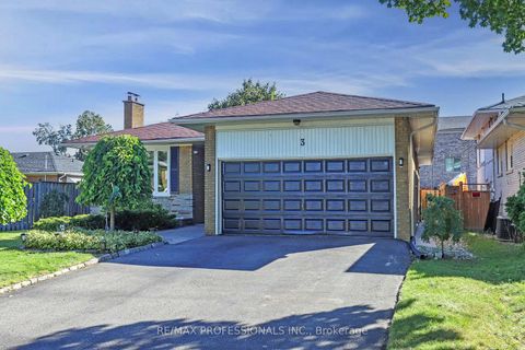 Photo 1 at 3 Hartsdale Drive, Richview, Toronto