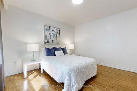 Photo 20 at 3 Hartsdale Drive, Richview, Toronto