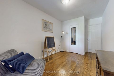Photo 22 at 3 Hartsdale Drive, Richview, Toronto