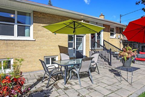 Photo 36 at 3 Hartsdale Drive, Richview, Toronto