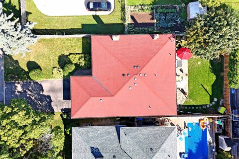 Photo 38 at 3 Hartsdale Drive, Richview, Toronto