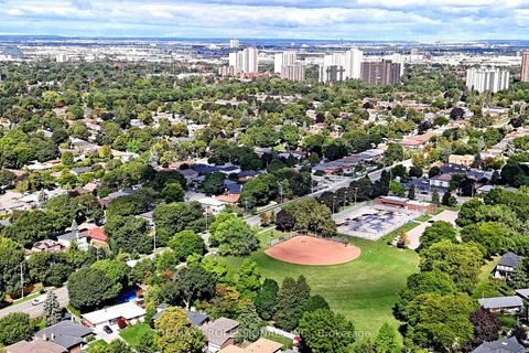 Photo 41 at 3 Hartsdale Drive, Richview, Toronto