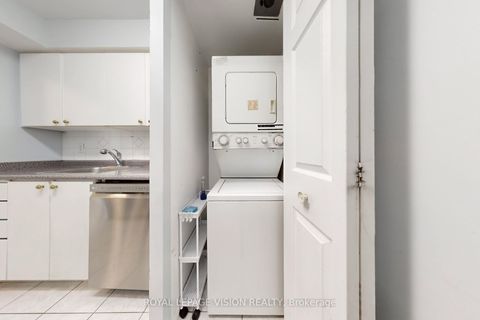 Photo 13 at 1905 - 3 Pemberton Avenue, Newtonbrook East, Toronto