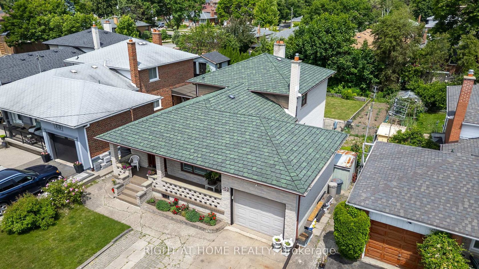 30 Hawthorne Road, The Westway, Toronto 