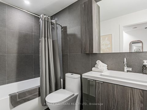 Photo 16 at 419 - 15 Mercer Street, Waterfront Communities C1, Toronto