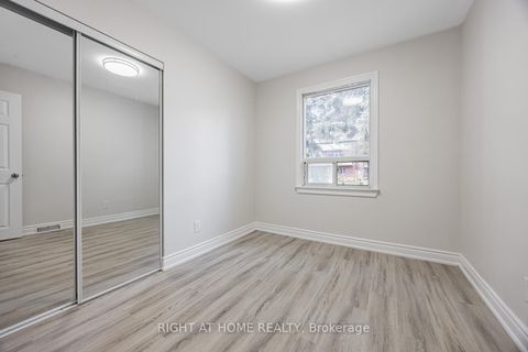 Photo 16 at 225 Essex Avenue E, Harding, Richmond Hill Photo 16 at 225 Essex Avenue E, Harding, Richmond Hill