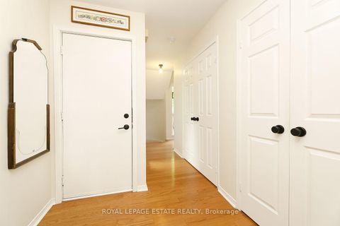 Photo 12 at 34 Rodeo Pathway, Cliffside, Toronto