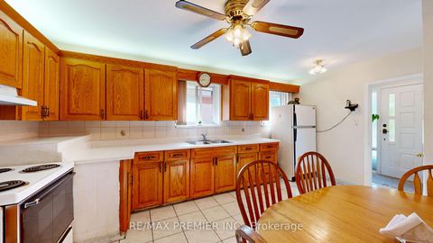 Photo 11 at 574 Queens Drive, Maple Leaf, Toronto