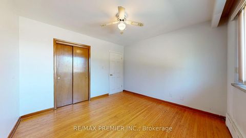 Photo 14 at 574 Queens Drive, Maple Leaf, Toronto