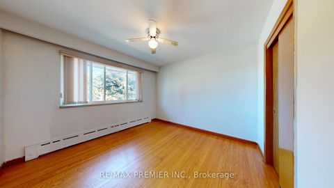 Photo 15 at 574 Queens Drive, Maple Leaf, Toronto