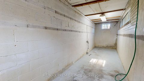 Photo 35 at 574 Queens Drive, Maple Leaf, Toronto