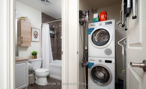 Photo 15 at 1403 - 9235 Jane Street, Maple, Vaughan