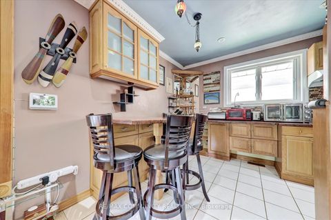 Photo 11 at 837 Scarborough Golf Club Road, Woburn, Toronto