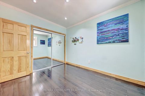 Photo 22 at 837 Scarborough Golf Club Road, Woburn, Toronto
