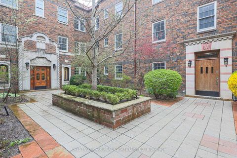Photo 3 at 111 - 480 Oriole Parkway, Eglinton, Toronto