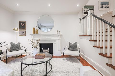 Photo 8 at 111 - 480 Oriole Parkway, Eglinton, Toronto