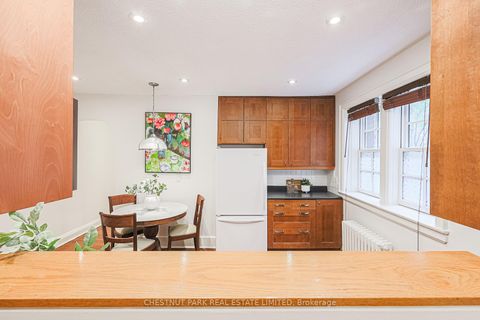 Photo 12 at 111 - 480 Oriole Parkway, Eglinton, Toronto