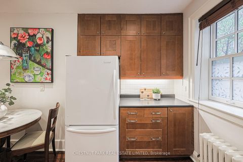Photo 18 at 111 - 480 Oriole Parkway, Eglinton, Toronto