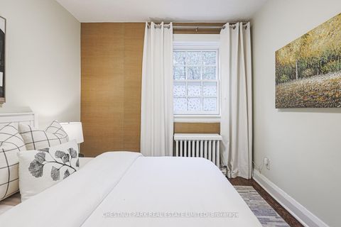 Photo 23 at 111 - 480 Oriole Parkway, Eglinton, Toronto