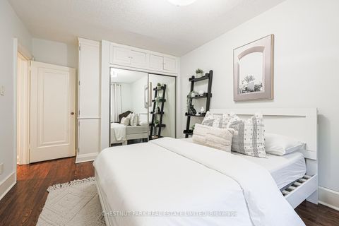 Photo 27 at 111 - 480 Oriole Parkway, Eglinton, Toronto