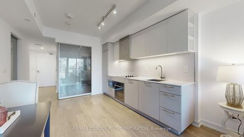 Photo 9 at 909 - 19 Western Battery Road, Niagara, Toronto