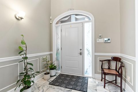 Photo 4 at 80 Dunstall Crescent, West Hill, Toronto