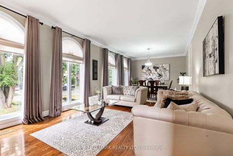 Photo 6 at 80 Dunstall Crescent, West Hill, Toronto