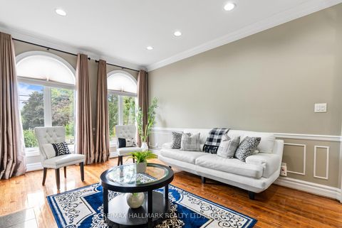Photo 12 at 80 Dunstall Crescent, West Hill, Toronto