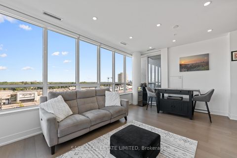 Photo 2 at 617 - 7 Kenaston Gardens, Bayview Village, Toronto